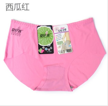 一片式无痕内裤冰丝纯色女超薄性感内裤三角裤安全低腰简约裤头夏