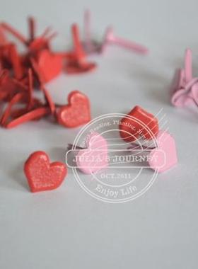 心形金属两脚钉20颗红色粉红相册DIY手工材料配件 8x8x12mm剪贴本