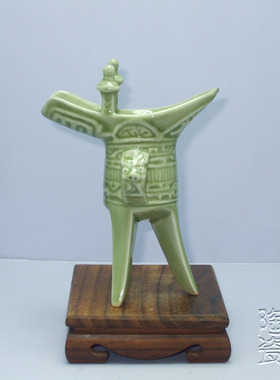 酒杯陶瓷加官进爵仿古风摆件