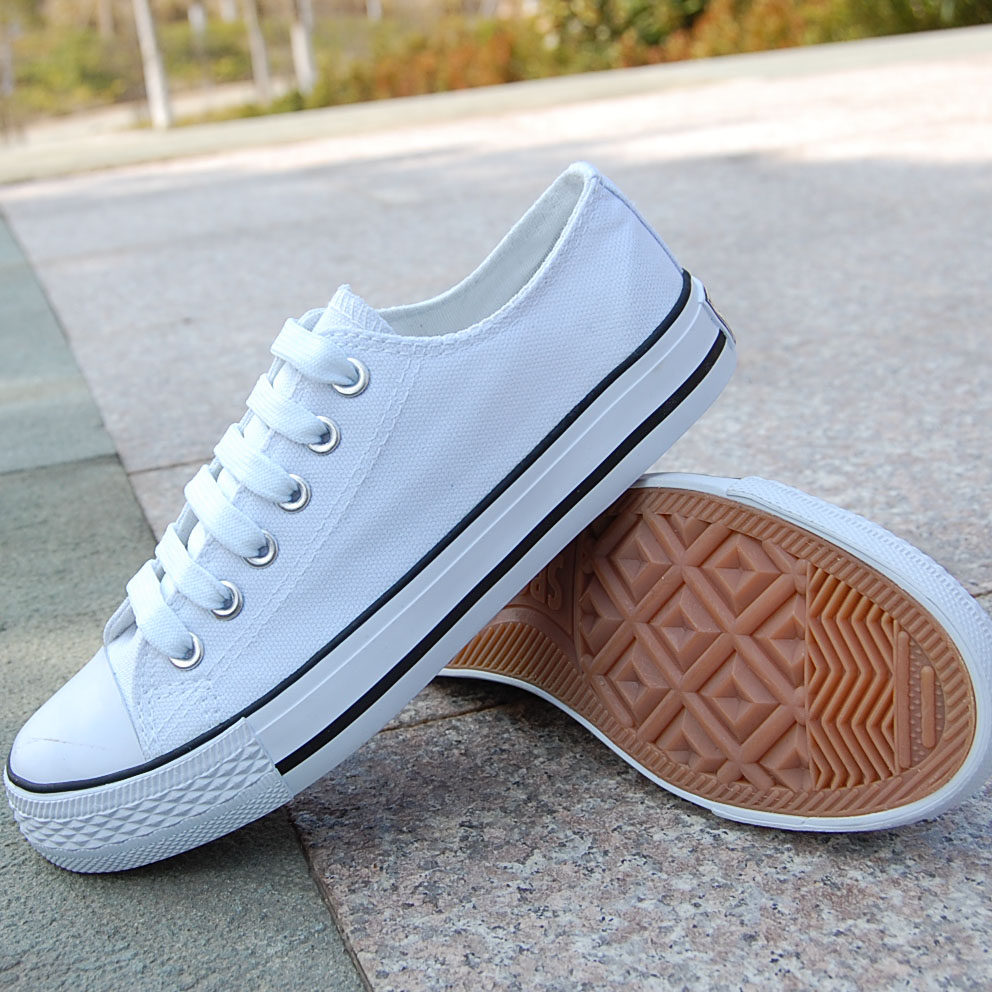 baskets homme pour printemps - Ref 960638 Image 1