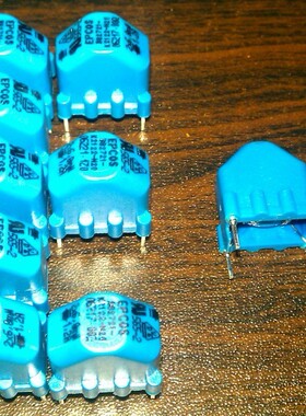 原装进口EPCOS功率电感 B82721K2122N20 6.8mH 1.2A