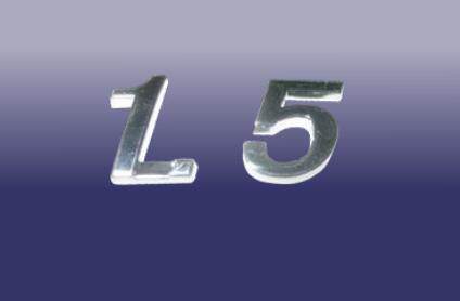 奇瑞配件 奇瑞旗云/风云2 1.5标牌