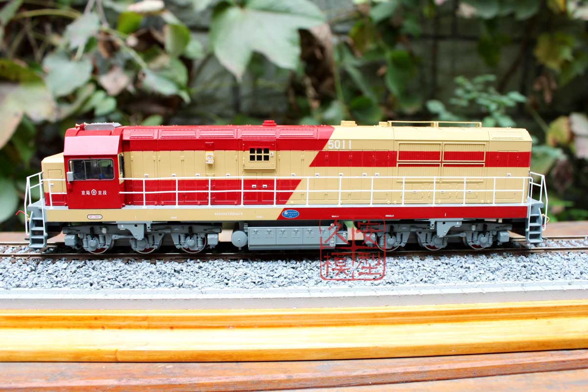 火车模型百万城东风7GDF7G