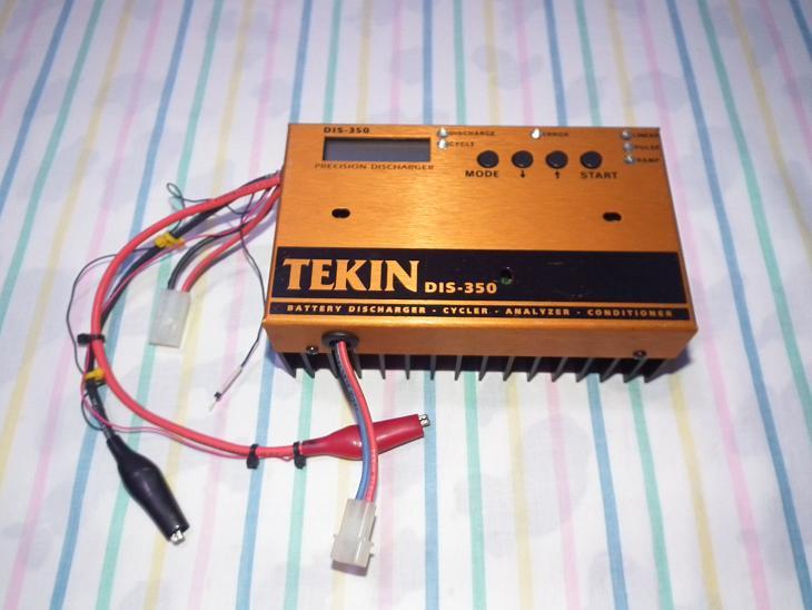 搭配Tekin充电器的 Tekin DIS-350 35A放电器(收藏)