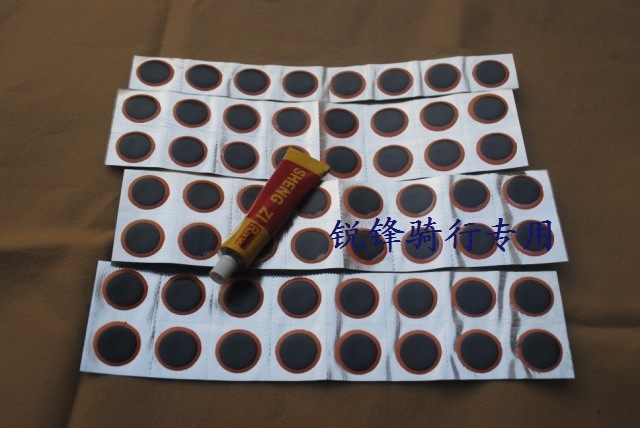 Kit de réparation vélo - Ref 2316625 Image 1