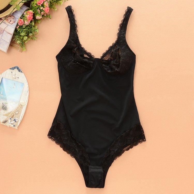 Sous-vêtement minceur en nylon - Ref 686103 Image 1