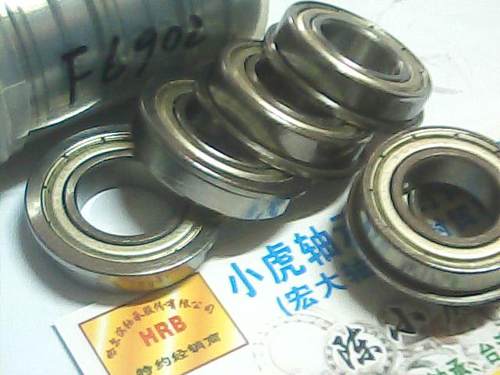 F6902ZZ15*28*7带法兰铁盖轴承