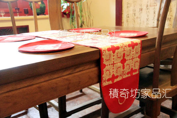 热卖红色喜庆桌布中式装修电视柜茶几布垫新年礼品印花棉布长桌旗
