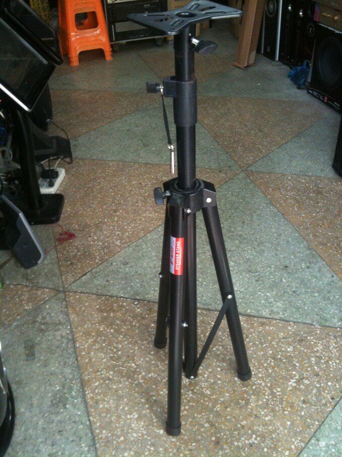 E-WITI/伊维特加厚型全铁音箱三脚架 音箱支架 音箱落地支架