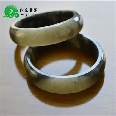 阳光翡翠 狭义和田玉 新疆天然墨玉籽料手镯内径58MM 女士玉手镯