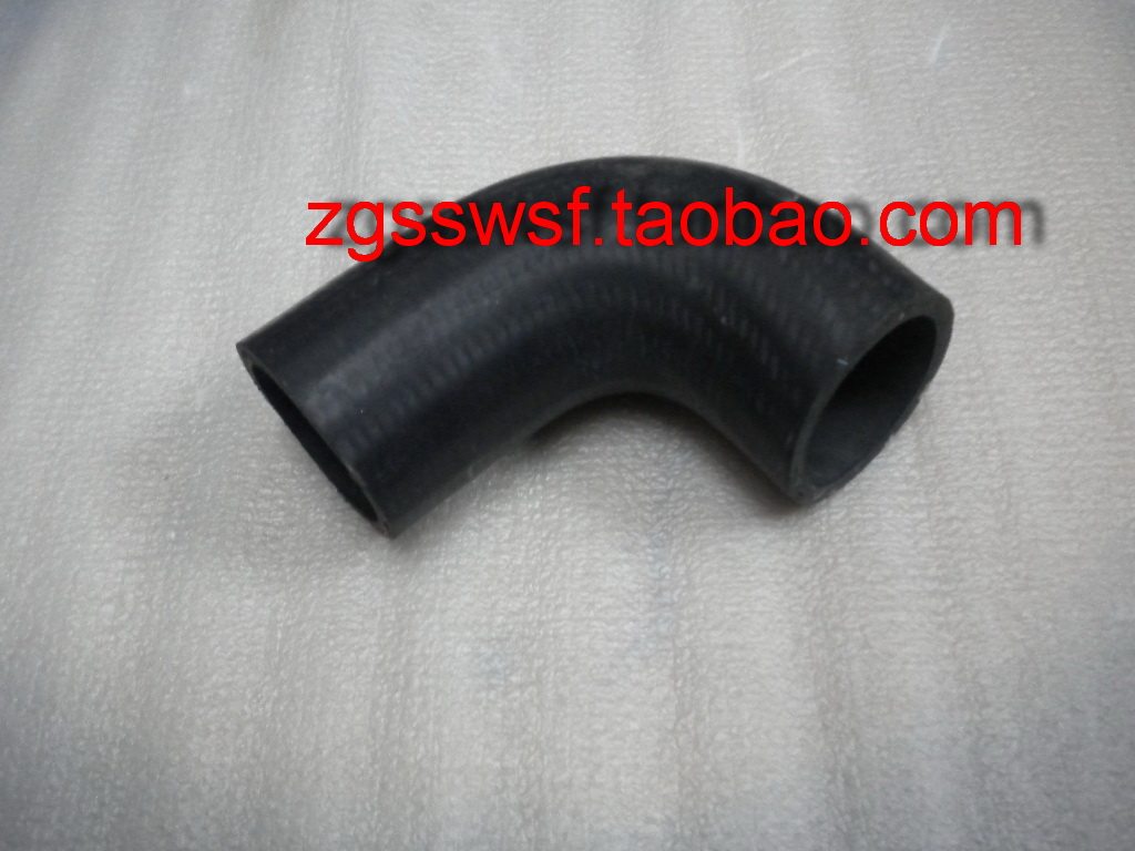 适用东风风行景逸1.8T节温器进水胶管水管软管专用配件
