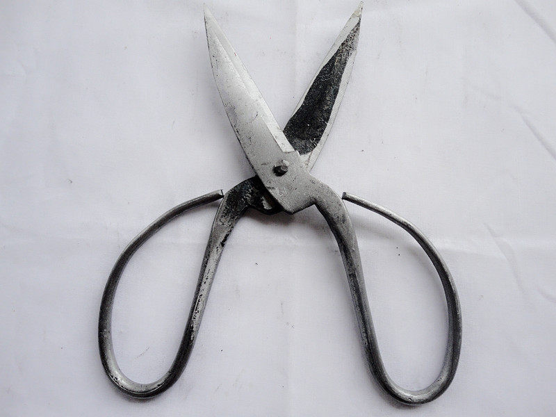 剪刀 小号家用剪20.5cm老款剪子抛光刀口挖槽夹钢永康剪厂家直销,居家日用,家用剪刀,淘宝优惠券,粉丝福利购,淘宝优惠卷