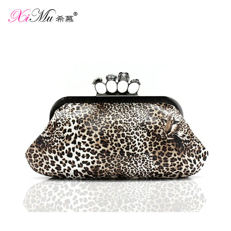 新款豹紋女包水鑽骷髅戒指包手拿包晚宴包宴會包手抓包晚妝包包郵在類目 箱包皮具/熱銷女包/男包, 女士包袋中 - 來自Buy2taobao.com提供專業的淘寶代購服務