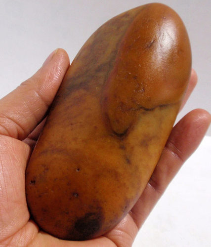 300克黄龙玉原石籽料 黄蜡石 雕料 山流水料