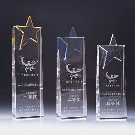 鸿腾 水晶奖杯定制 现货奖杯 奖牌 五角星奖杯 星星奖杯刻字 XX08在类目 个性定制/设计服务/DIY, 办公/文具定制, 奖杯/奖章/奖状/证书定制中 - 来自Buy2taobao.com提供专业的淘宝代购服务