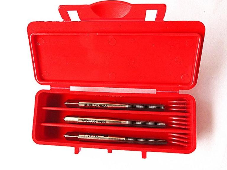 韩国进口utool公制手用三支套装M2丝锥丝攻机 械模具铣车加工工具