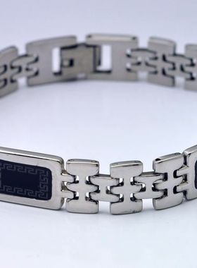 滴油钛钢不掉色手链