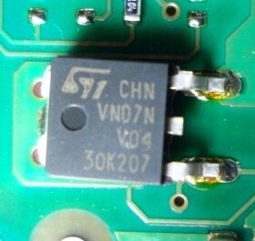 VND7NV04 电路保护 智能开关芯片   汽车电脑板芯片 可直拍
