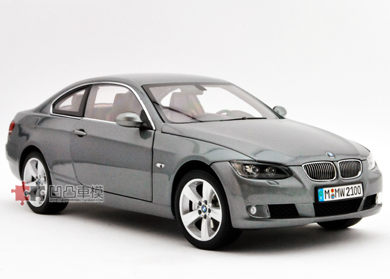 特价 原厂1:18 宝马3系 330 e92 3se coupe 双门轿跑车模型 合金