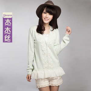 思馨2 杰杰丝女装 甜美花边领口拼接后蕾丝针织开衫  春装 款