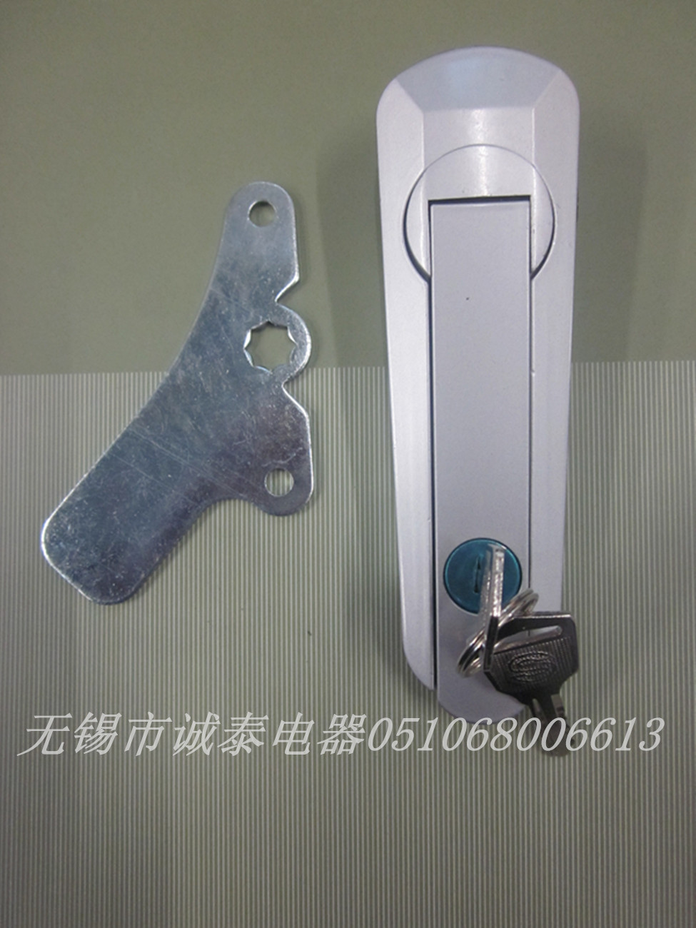 配电柜锁 平面锁 机械锁 电器成套装置专用门锁AB402新 带钥匙