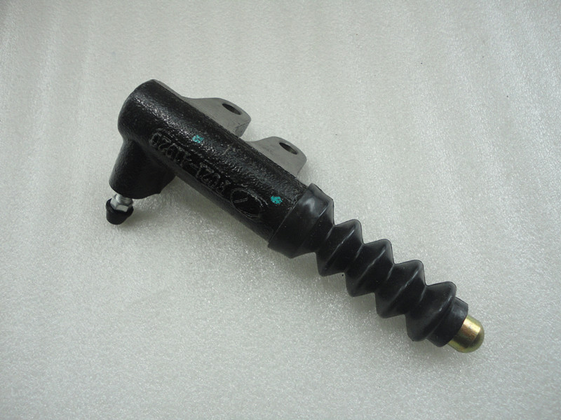 适配马自达6马六离合器分泵M6轿跑奔腾B70离合器分泵马六离合器