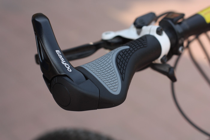 Poignées de vélo - Ref 2345053 Image 1