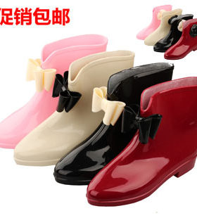 时尚中筒短靴增高防水鞋新品