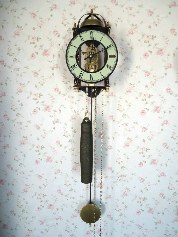 北极星高档金属客厅挂钟