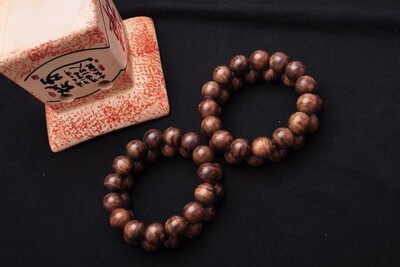 天然A级印尼曼拉岛沉香手串手链一条传家精品低价促销 特价正品