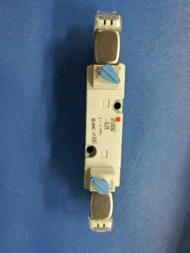原装SMC  SYJ5243-5LZE电磁阀DC24现货，特价出售