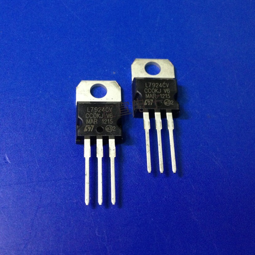 L7924CV全新三端稳压电源电路三极管1.5A-24.0V 直插TO-220