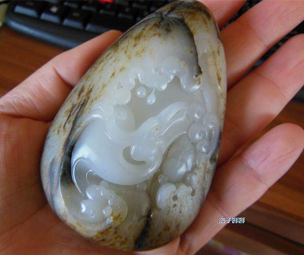 和阗玉和田玉秋梨皮沁皮籽料把件