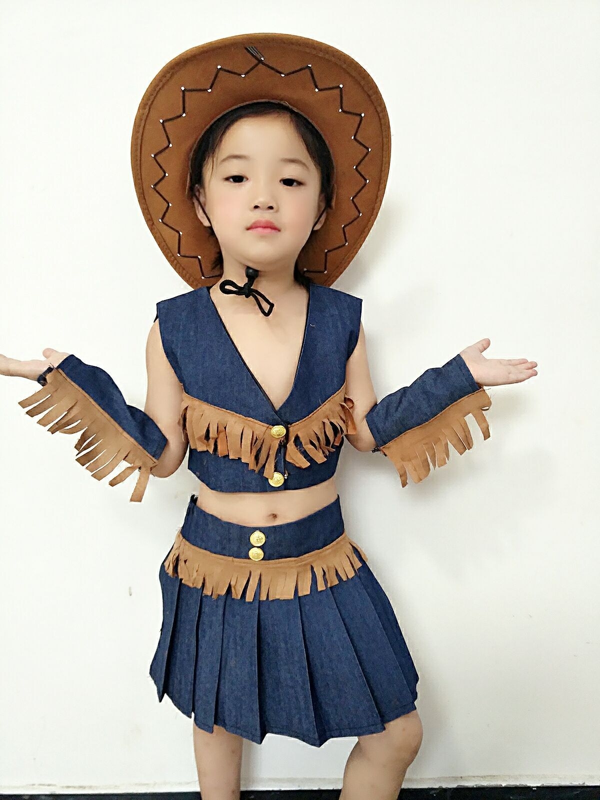 十壹小荷風采演出服新款兒童牛仔很忙表演服女童西部牛仔演出服裝在類目 童裝/嬰兒裝/親子裝, 兒童演出服中 - 來自Buy2taobao.com提供專業的淘寶代購服務
