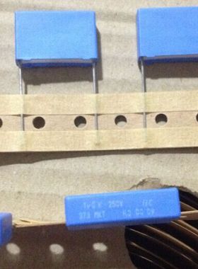 原装薄膜电容VISHAY BC 105 1UF 250V P22MM