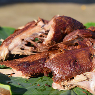 包邮 四川达州大竹零食小吃特产 鸭子手撕土鸭酱香卤味 熟食真空