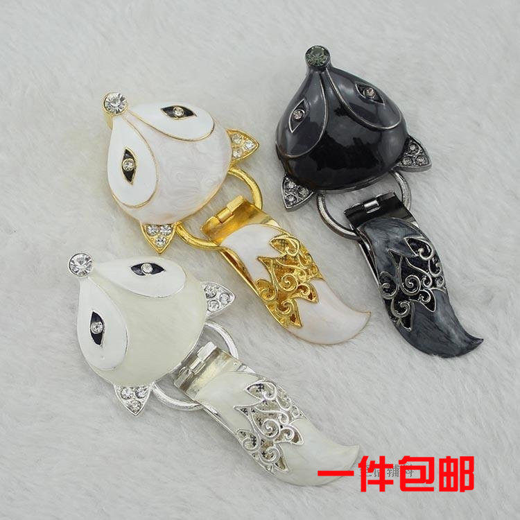 高档女装羊绒大衣/水貂/皮草/貂皮/裘皮纽扣子鸭嘴扣动物狐狸对扣