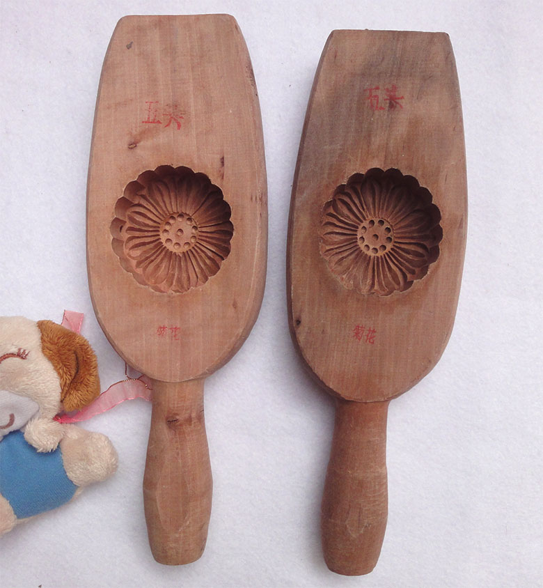 陈年老货木质模具月饼模具糕点模具5头菊花木质烘焙模具每个