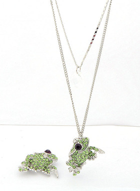 欧美饰品百搭水晶青蛙胸针毛衣链