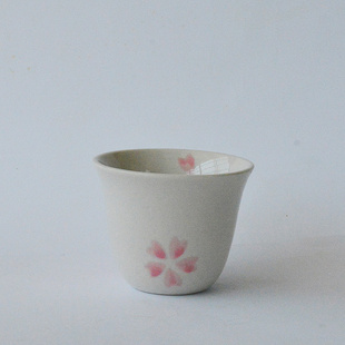 日韩式和风 素雅粉色陶瓷樱花杯子茶杯水杯创意简约手绘清酒杯子