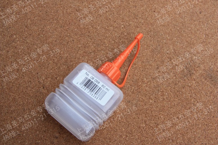 德国原装进口 全新到货 塑料机油壶