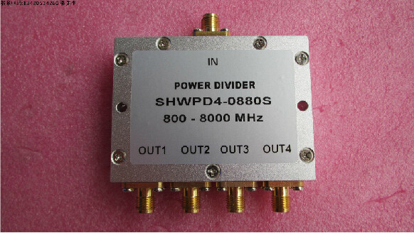 0.8-8GHz WIFI测试 2.4G 5.8G一分四 RF射频高频功分器分配器