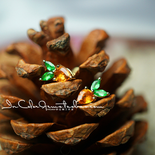 朱迪的小胡萝卜头/天然彩蓝宝石耳钉k金 鉴赏定制/InColor彩定制