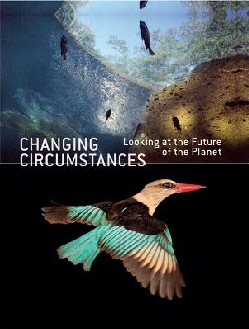 【预订】Changing Circumstances: Looking at t...