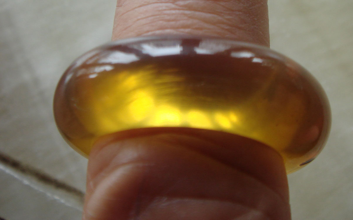 缅甸天然琥珀3克金珀手箍戒面中号指环02