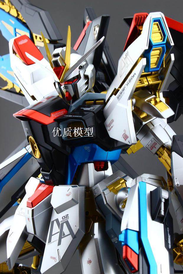 万代高达 1/60 PG Strike Freedom 强袭自由高达拼装代工完成品