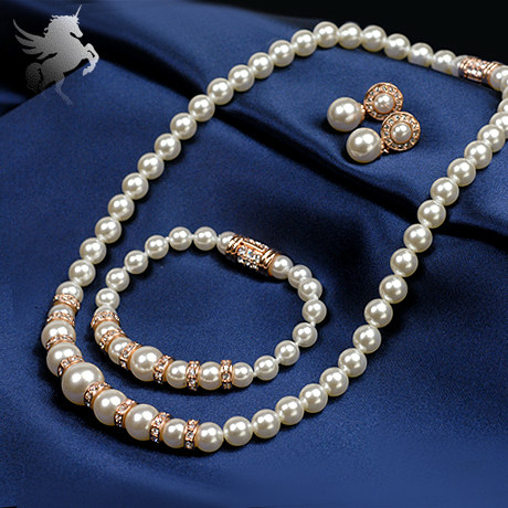Yi Caishou Jewelry the republic of korea Korean Edition fashion temperament Diamond Necklace Ear Studs Bracelet Three bride suitin the Accessories/Fashion Jewelry, Necklace  category - from Buy2taobao.com to provide professional Taobao agent buy service