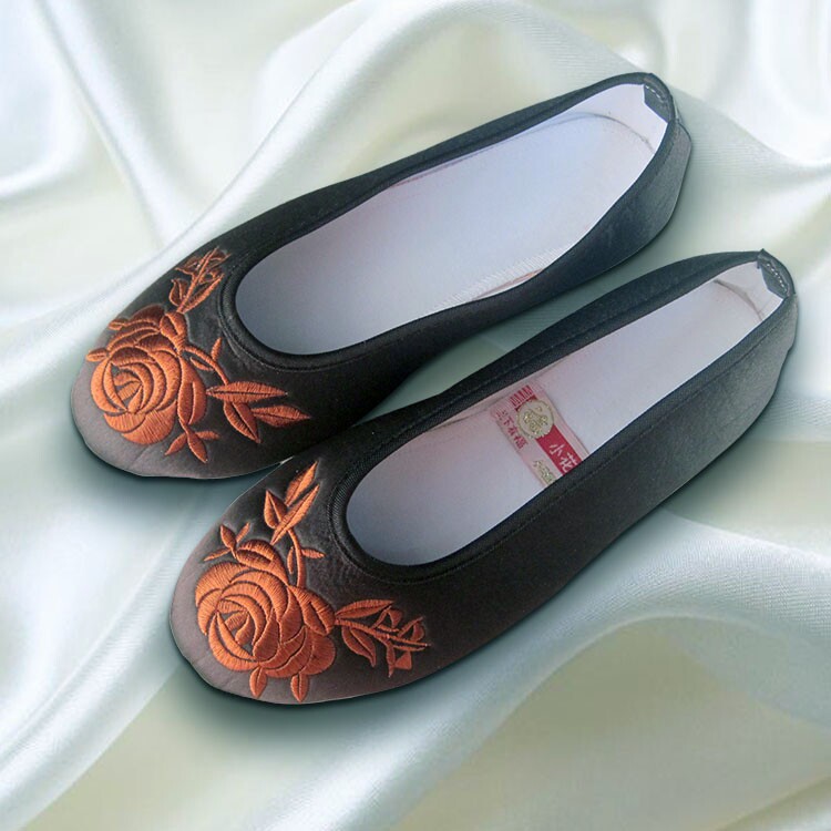 足下有福小花园绣花鞋女鞋平跟千层底民族风女鞋养脚鞋904-1