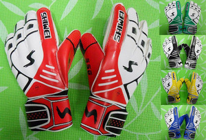 男童装守门员手套 带护手指全乳胶带骨节足球龙门手套门将手套