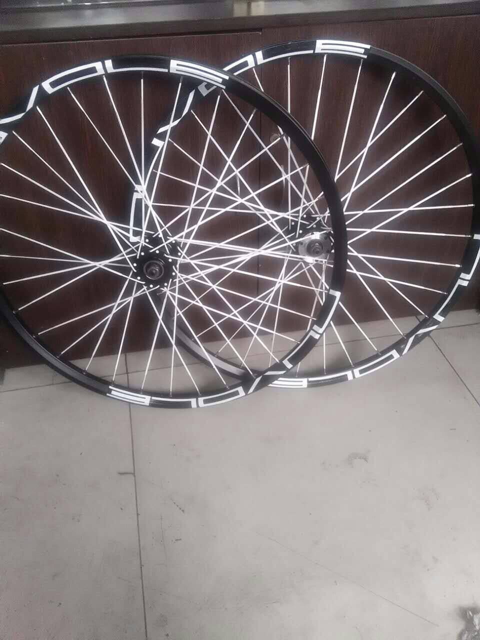Roues de vélo 26 pouces - Ref 2381097 Image 1